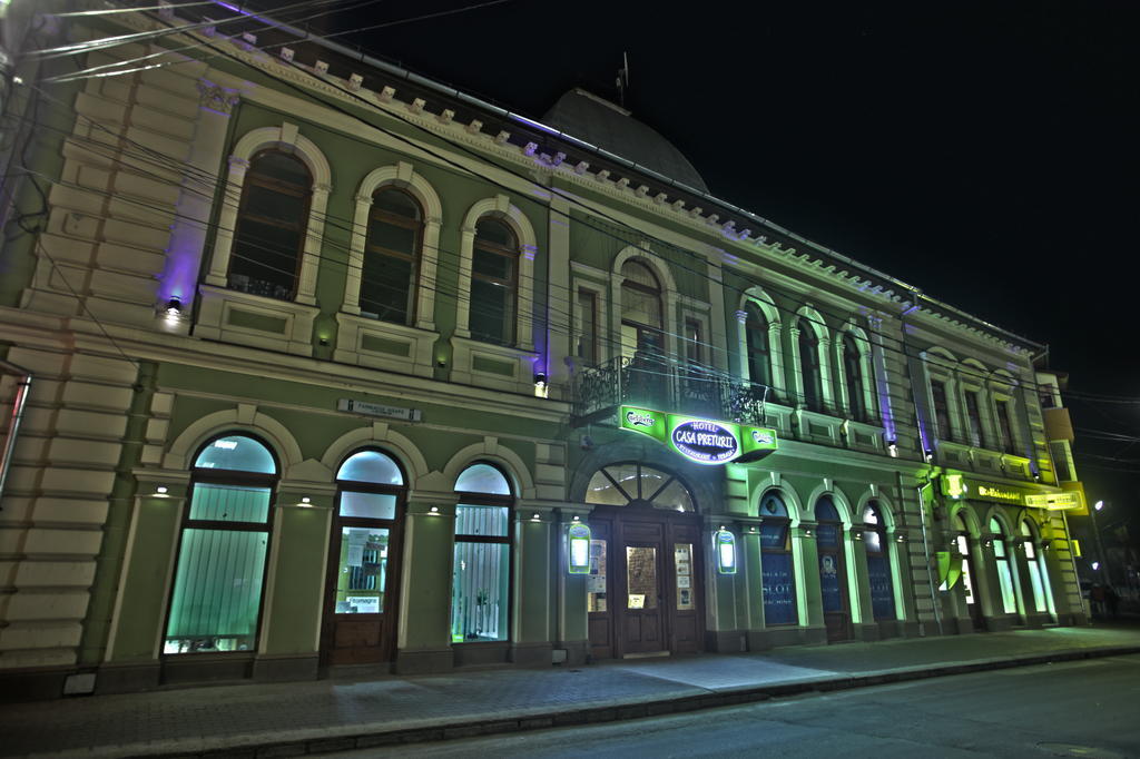Casa Preturii Hotel Tîrgu Lăpuş Buitenkant foto